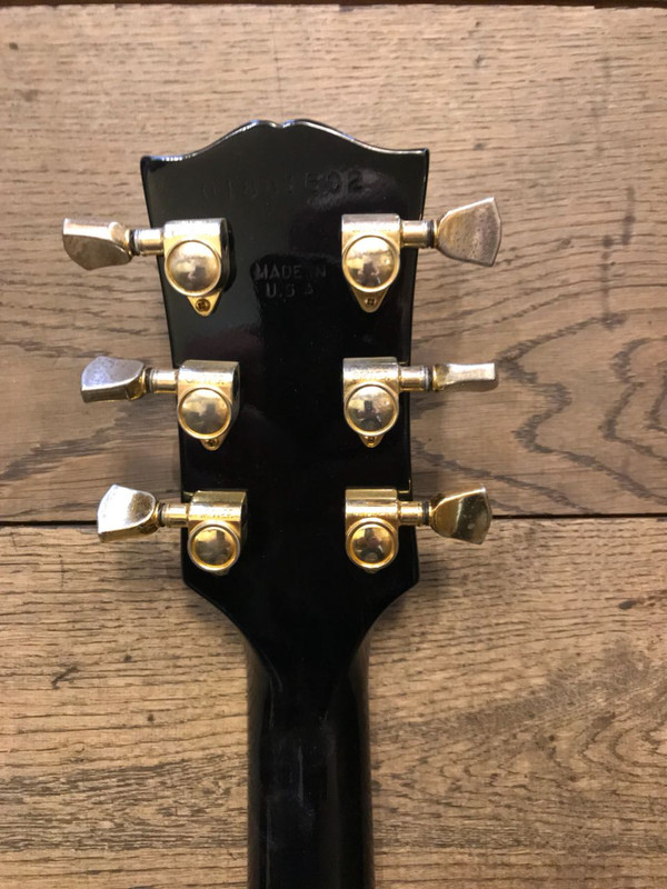 Gibson (5)
