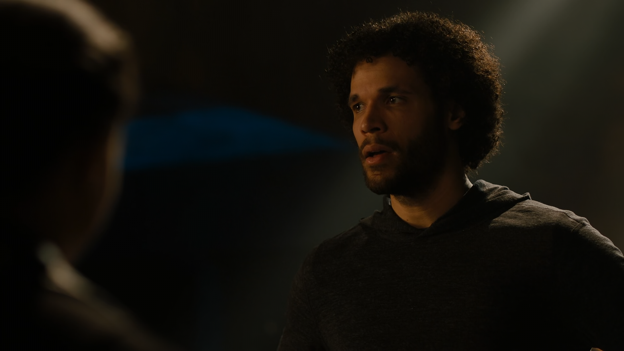 Charmed.(2018).S02E17.Search.Party.1080p.10bit.AMZN.WEB-DL.AAC5.1.HEVC-Vyndros.mkv_snapshot_04.36_[2