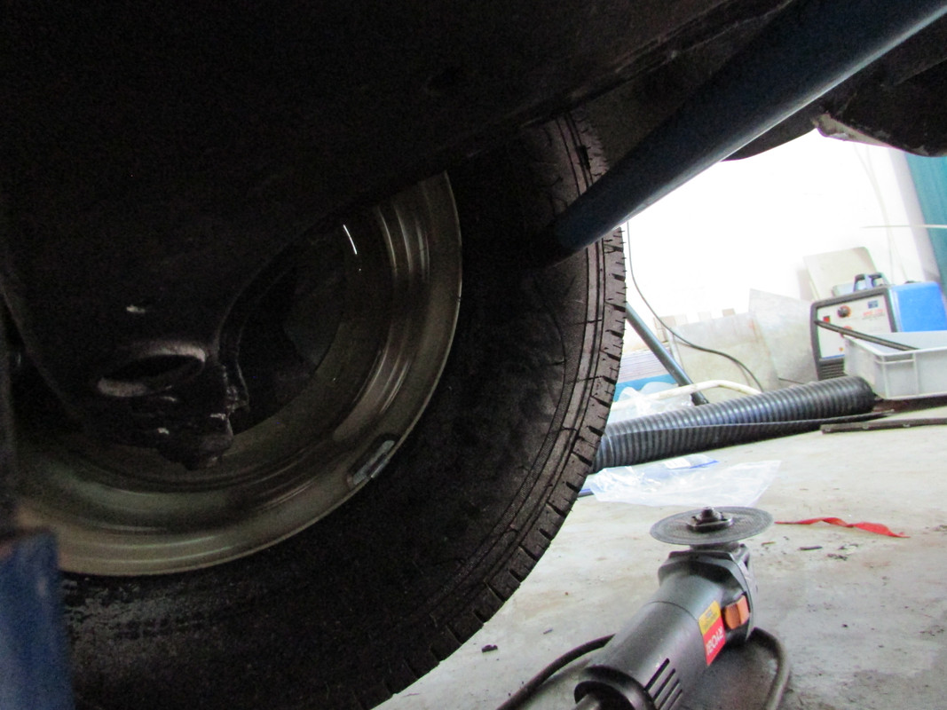 Toe-in ajustment stick (5)