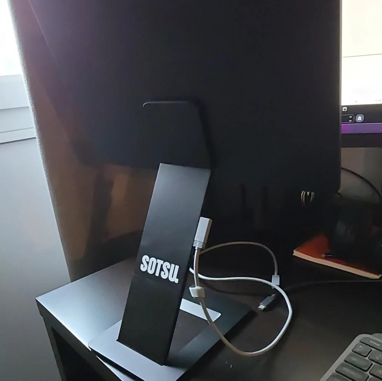 s l1600