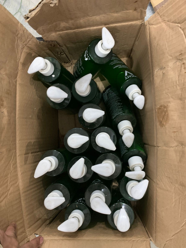 Vichy Intense Purifying Gel Cleanser. (Just writing Faded due to unloading in warehouse) 200 ML. - image 2