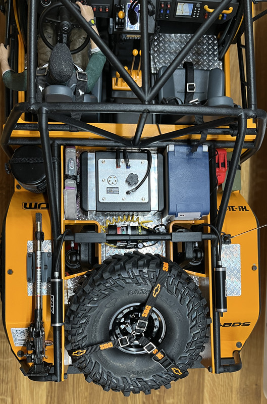 DA828B86-EA50-4283-B27F-F04D4AC00808