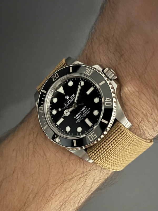 6ED4BF4C-36DB-4014-841F-7D33069294EF