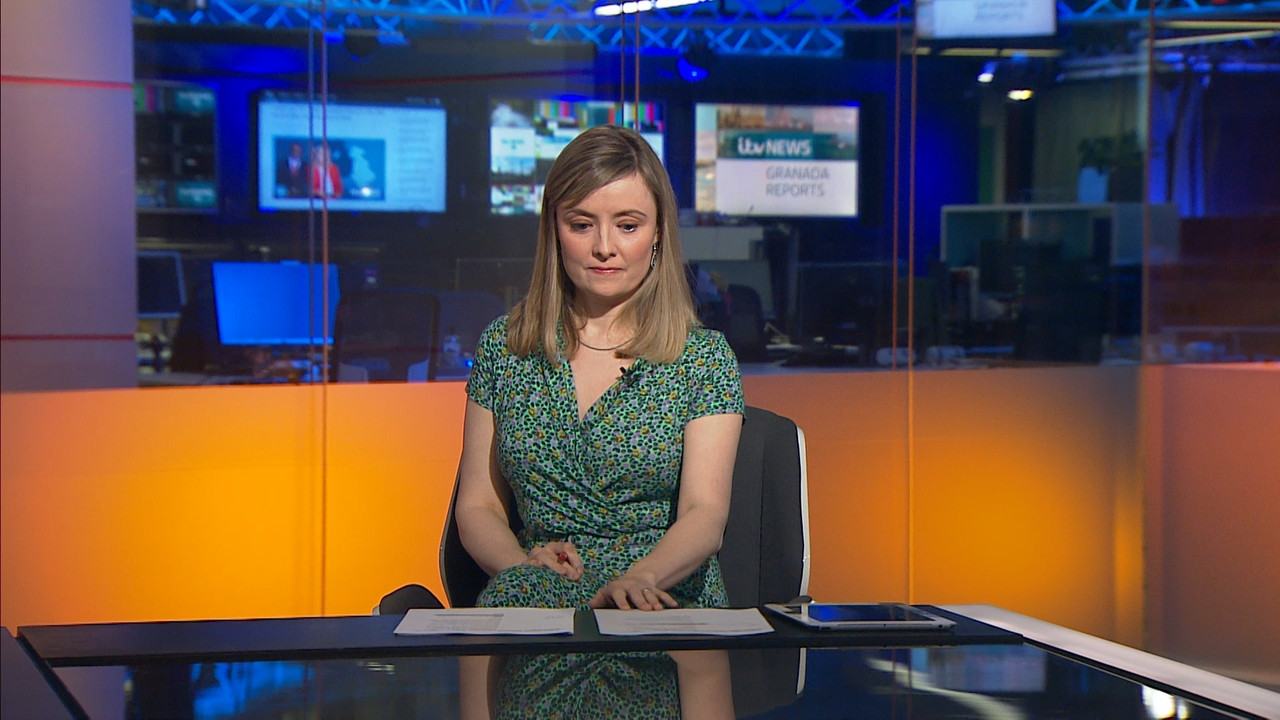 10.22 - 17.15.00 - ITV News Granada Reports. All the latest news, spo....ts_snapshot_08.28.696