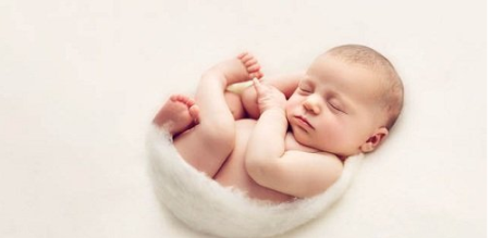 CreativeLive – Baby Safety and Posing for Newborn Photographers by Kelly Brown