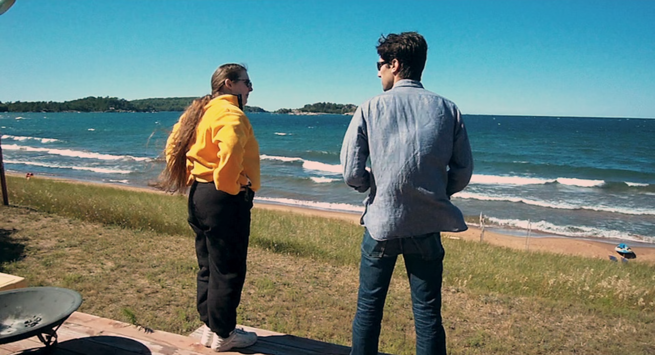 Catfish (2010) + Extras (1080p BluRay x265 HEVC 10bit AAC 5.1 English + Spanish + French r00t) [QxR]