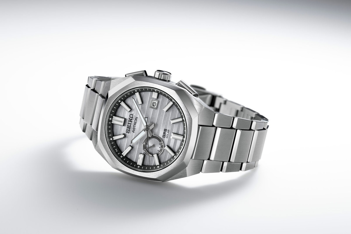 Seiko-Astron-GPS-Solar-Crystal-Box-SSJ017-2023-Titanium-Limited-Edition-Featured-1