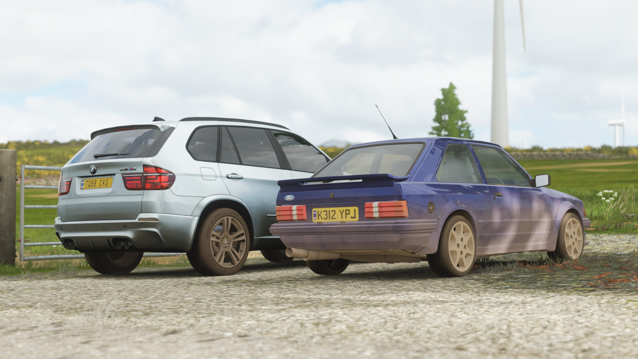 FH4-Ford-Escort-RS-Turbo-3.png