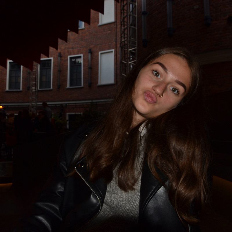 B1EB2B20-61B5-4481-955D-93CE0F3B1B3C