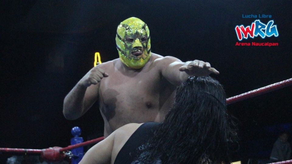 VIDEO: Luchador Hijo de Fishman golpea a aficionado que lo agredió en la Arena Naucalpan