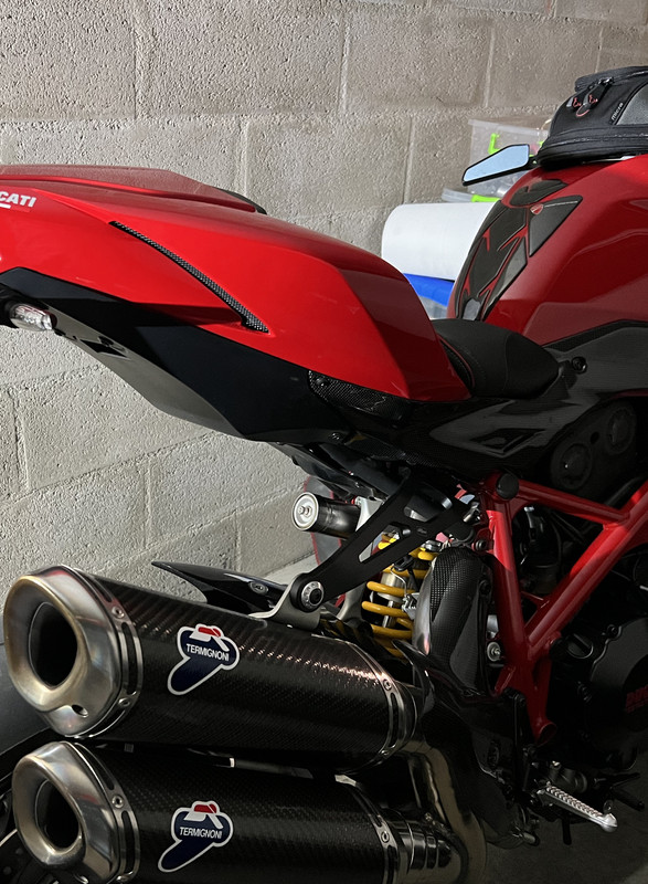 C1BFBC91-42DF-4A84-BF42-93A79192835D