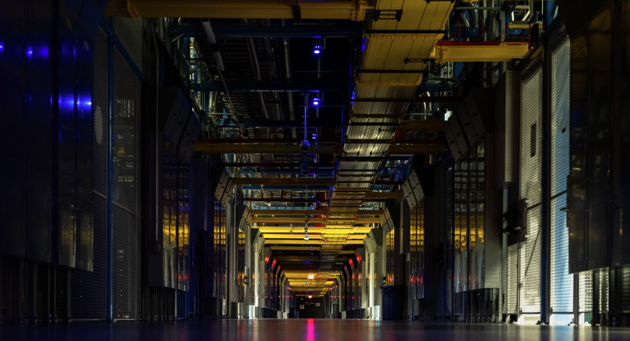 Centros de datos de IA se independizan de la red eléctrica y construyen sus propias plantas energéticas