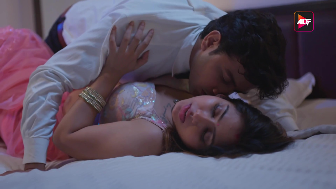 vlcsnap-2025-06-24-01h04m05s372