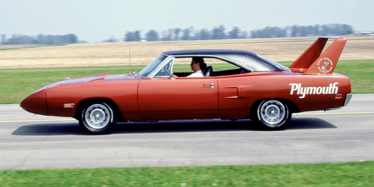 C74EE054-F7B7-4E10-9B84-811E54FE2C3A