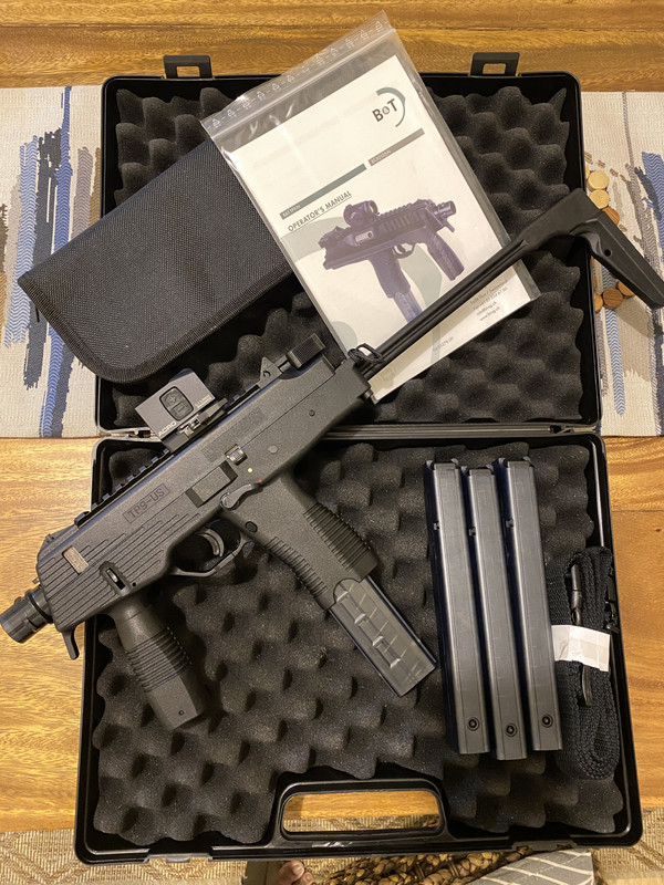 E100A983-A827-4AD3-9C86-EECCF0E03FBB