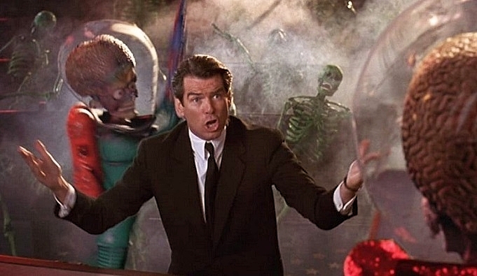 JOE-DON-BAKER-MARS-ATTACKS-2-A-FOTOR.jpg