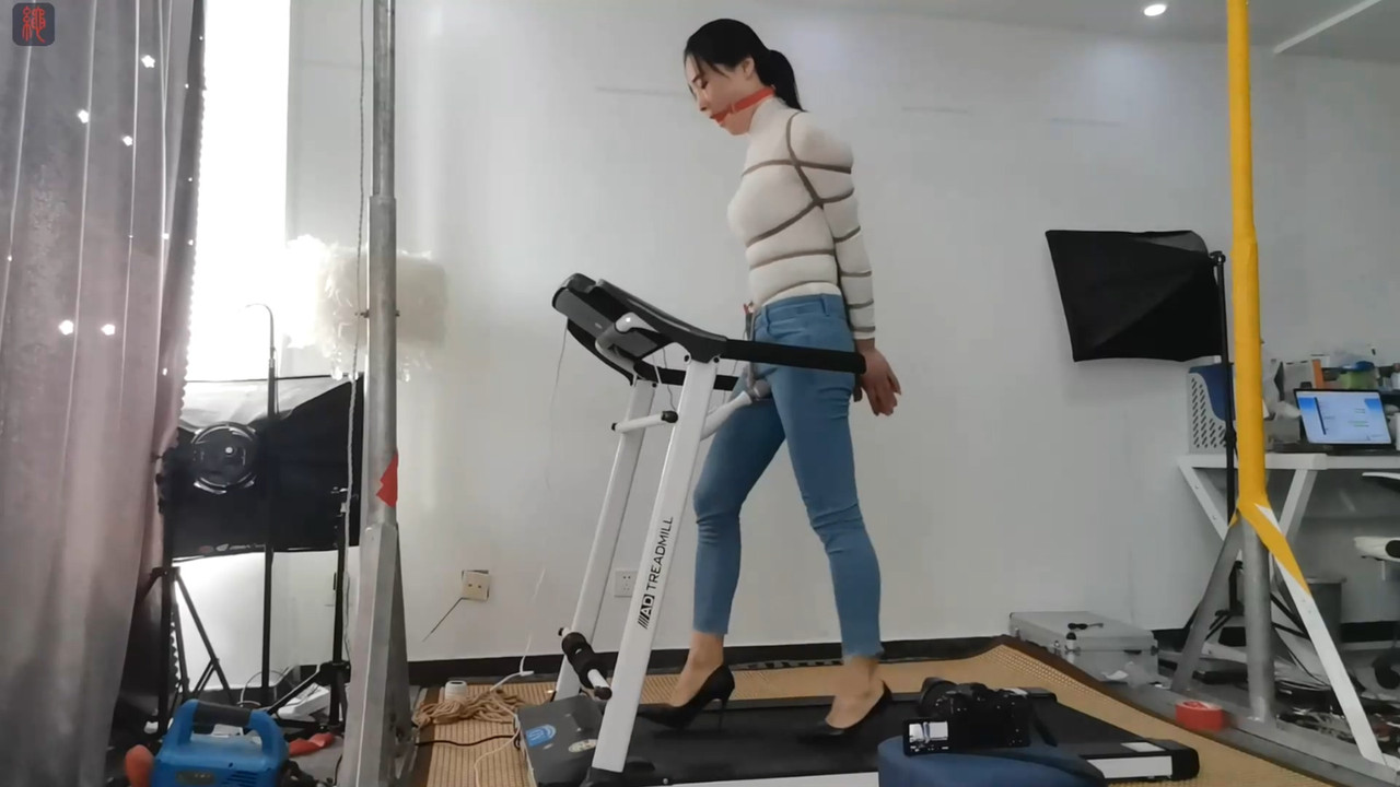 绳之韵 菲菲绳模的正确健身方式.mp4_20211026_185240.043