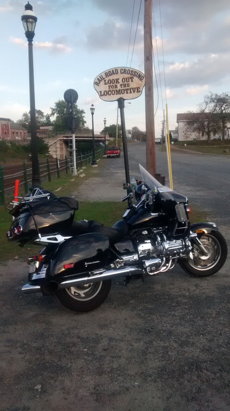 B4A92F11-73C7-406E-908A-3B83769A161F