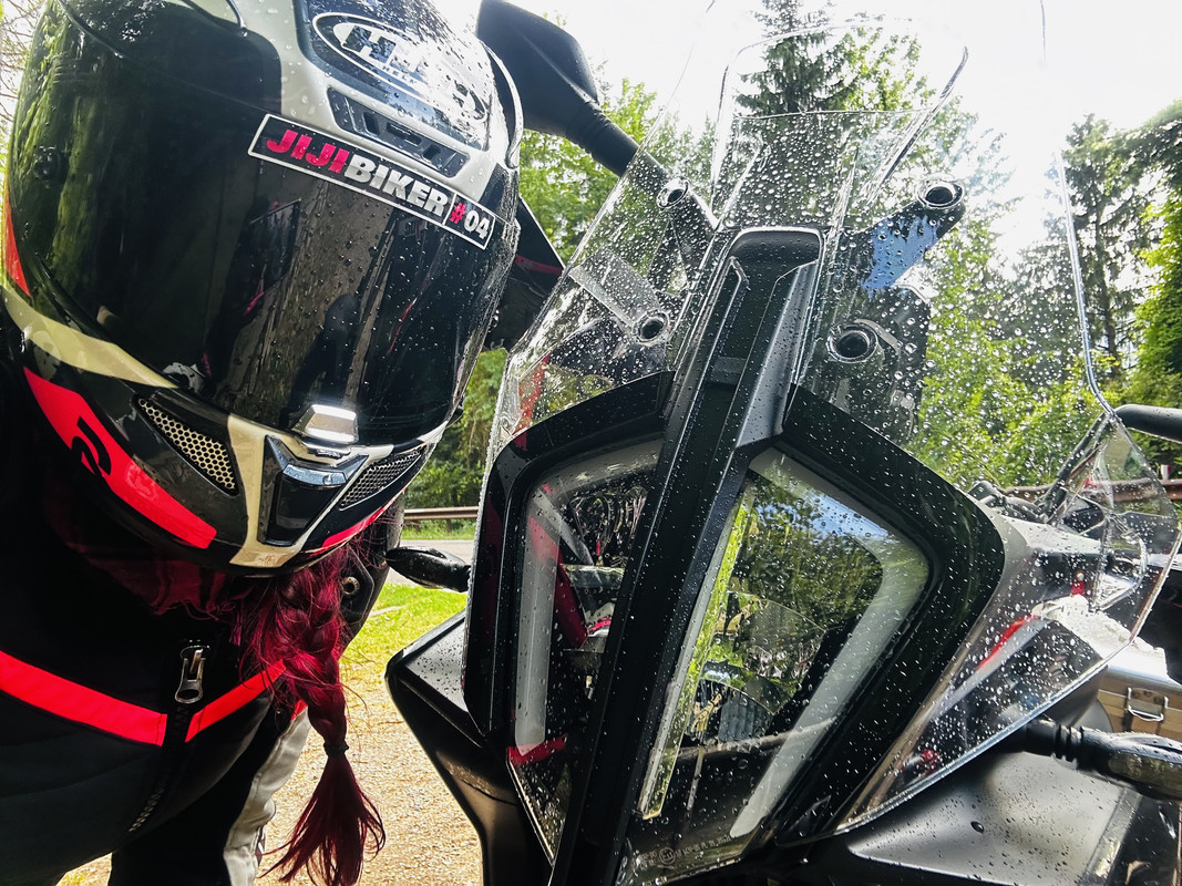 F0A27572-2CB2-4B49-8689-A9C5D963A544