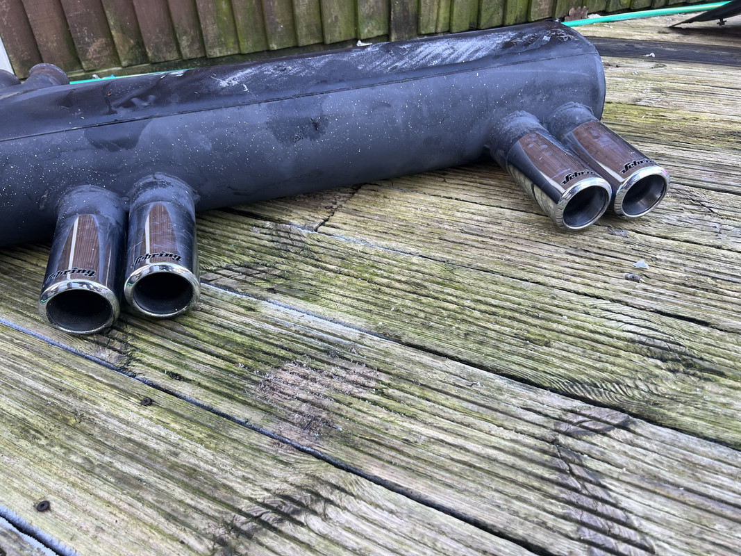 92F38547-0D49-4337-A776-4FB205D790BB