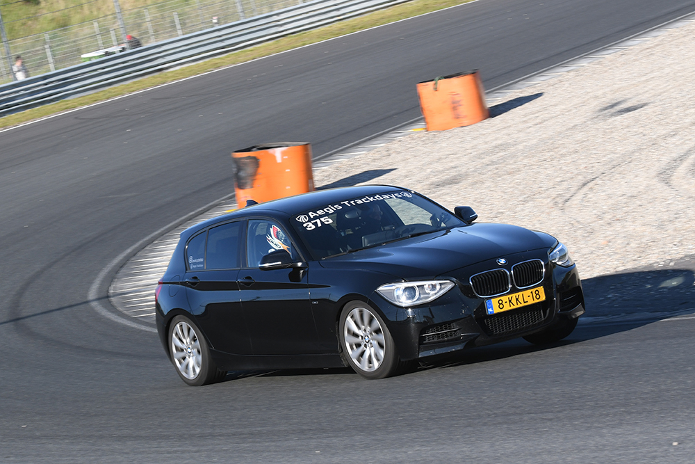 21ZV6-4942-crop 1000