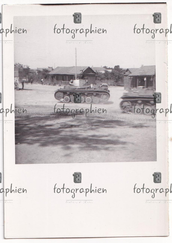 org. Foto Russland Ukraine Vormarsch Panzer Tank 1941 (2)