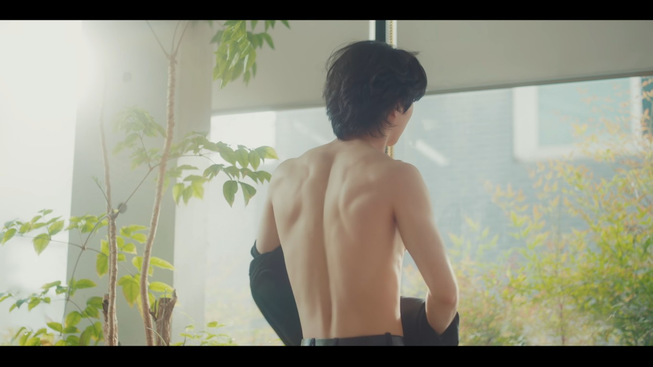 VS Netflix Dynamite Kiss E5Go Da rim Is Mine From Headto Toe 19 03