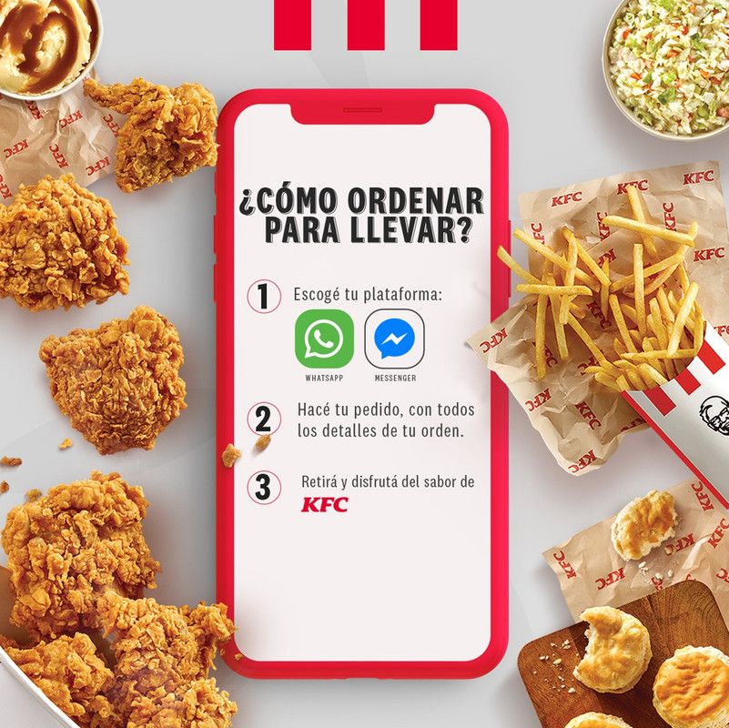 Mujer encuentra la cabeza del pollo en su cubeta de KFC