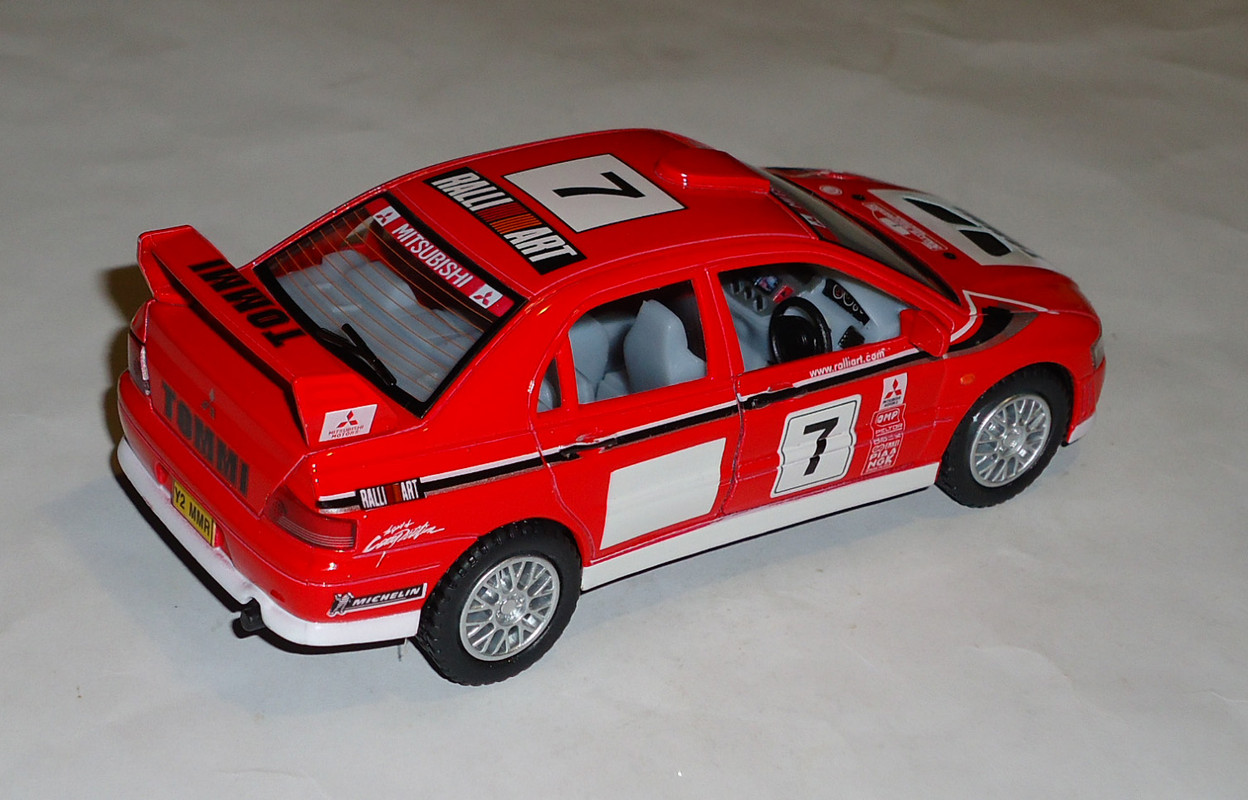 Mitsubishi-Lancer EVO VII WRC (2001)