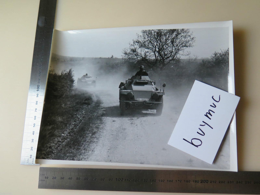 LARGE FOTO France Radpanzer Panzerspähwagen