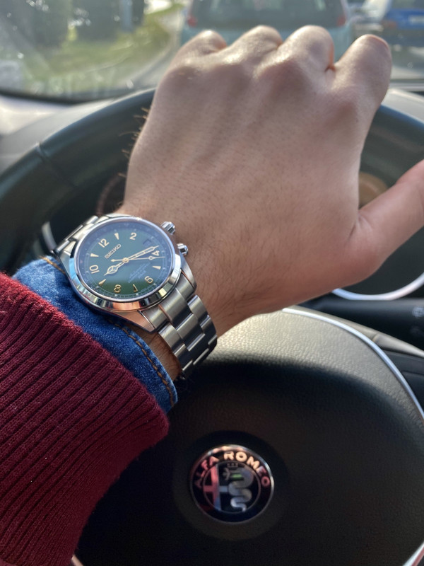 EA4E9693-6EBF-41C4-A82B-F1A94E680BC4