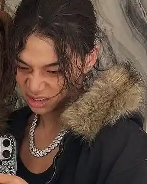 bbfbf32a7146457d44962a9be1c1260f_copy_300x376