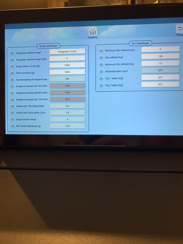 4E0CA093-3617-40A7-AD5C-4F6E250C0C74