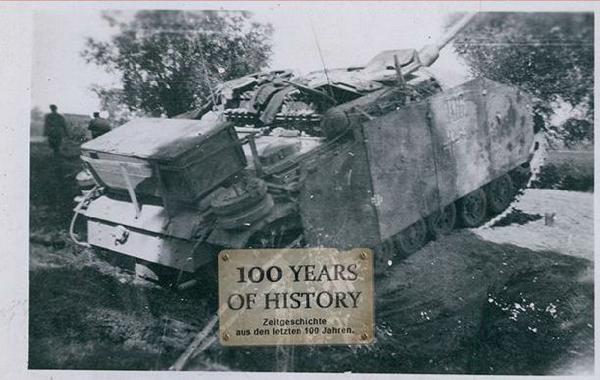 Orig. Foto Panzer Tank mit Seitenschürzen Soldat