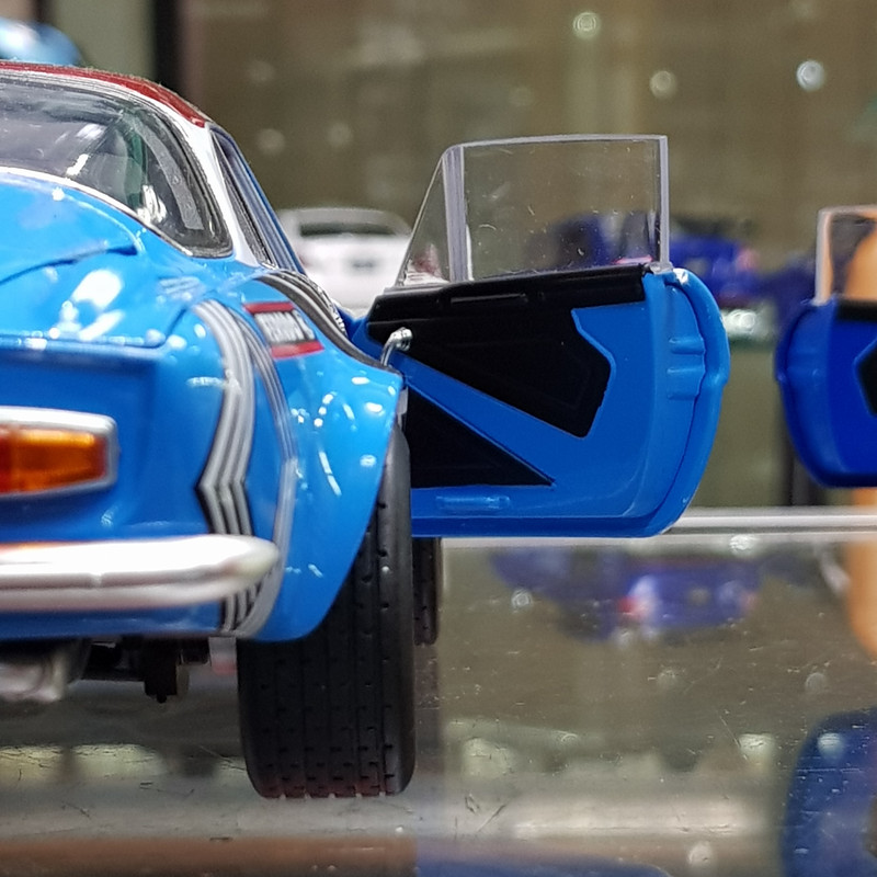 1/18 Kyosho Renault Alpine Rally De Course 1973 | DiecastXchange Forum