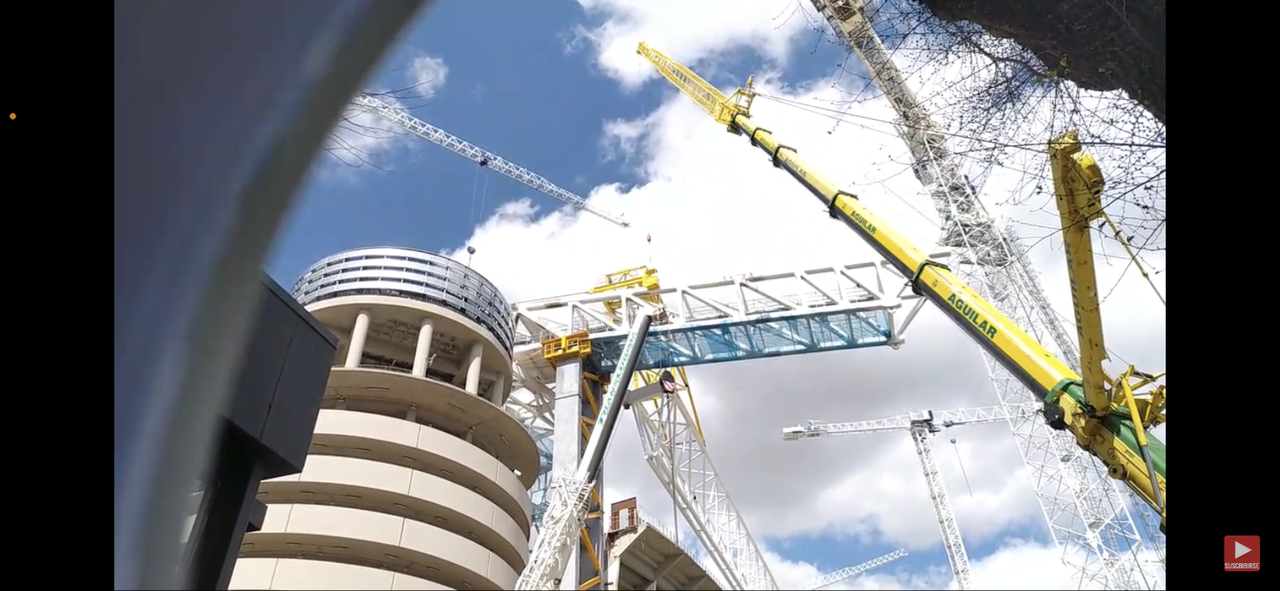 4B588 de442-E925-412C-91EB-000551B2A3C5