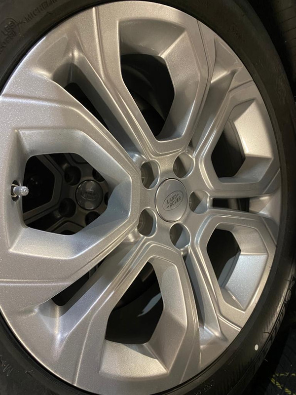 C859A63F-0EBC-4617-87CD-7B180F1867F1