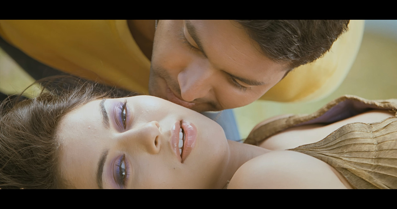 Engeyum Kaadhal (8K) mp4 snapshot 03 52 532