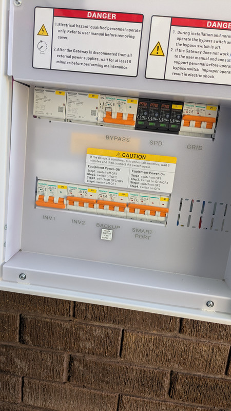 PXL 20251203 054215907