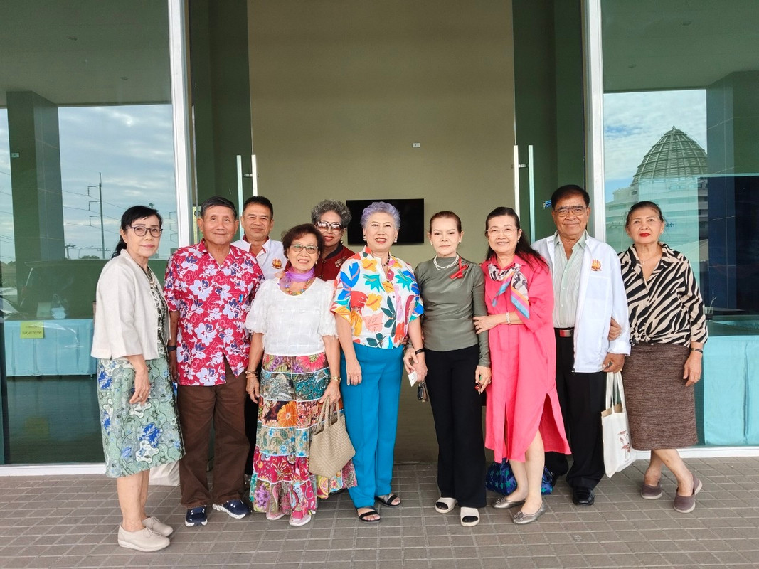 LINE_ALBUM_เลี้ยง จปร.2567_241215_7