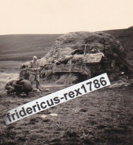 Foto Sd.Kfz. 251-3, mittlerer Funkwagen Schützenpanzerwagen Rahm