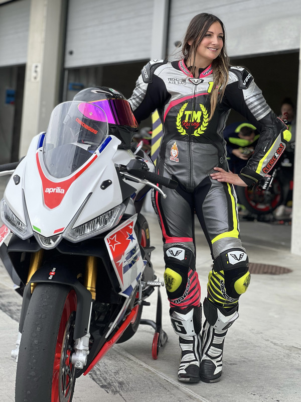 BF998441-B270-4738-9AD9-18246553ECBB