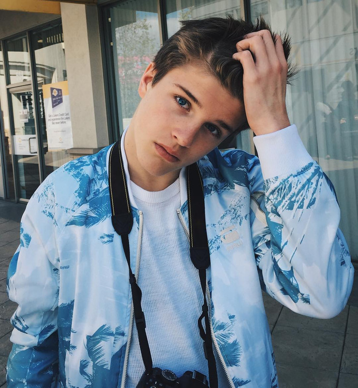alex-lange-boyfriend-goals.jpg