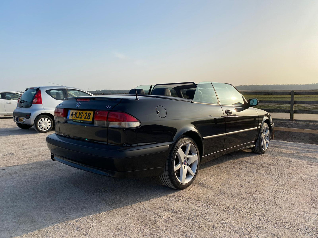 14E3055F-8EAD-4D0C-BACC-01F26DA71C22