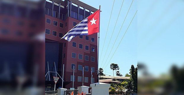 free-west-papua-flag-raising-sm1