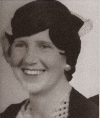 Margaret-Claverie-teeth.jpg