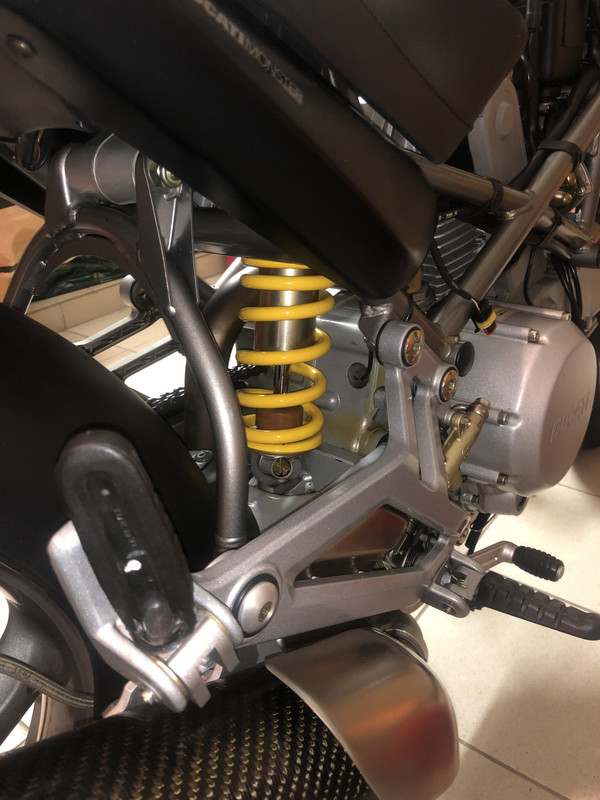 C6100AE8-CE17-434B-A85C-0BF7C0FF0D58