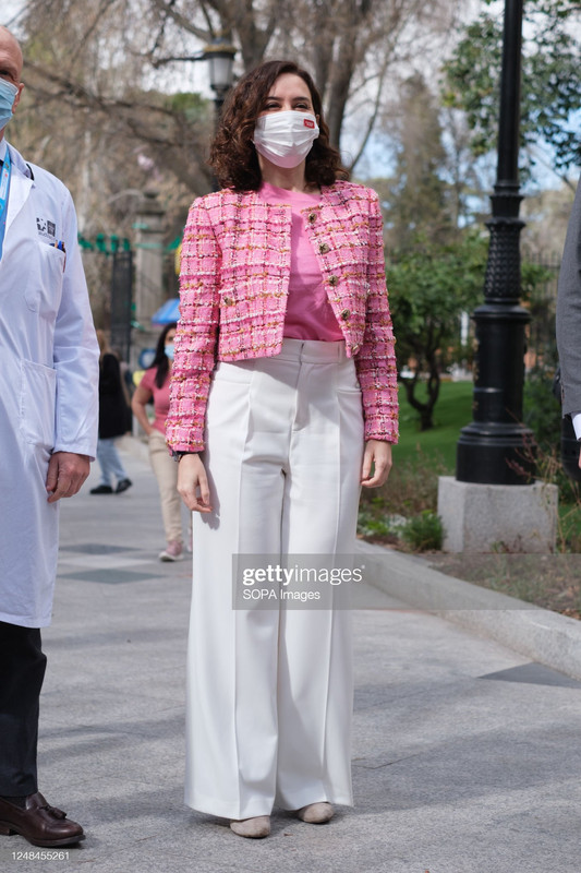 ayusoblancoexoesquel (5)