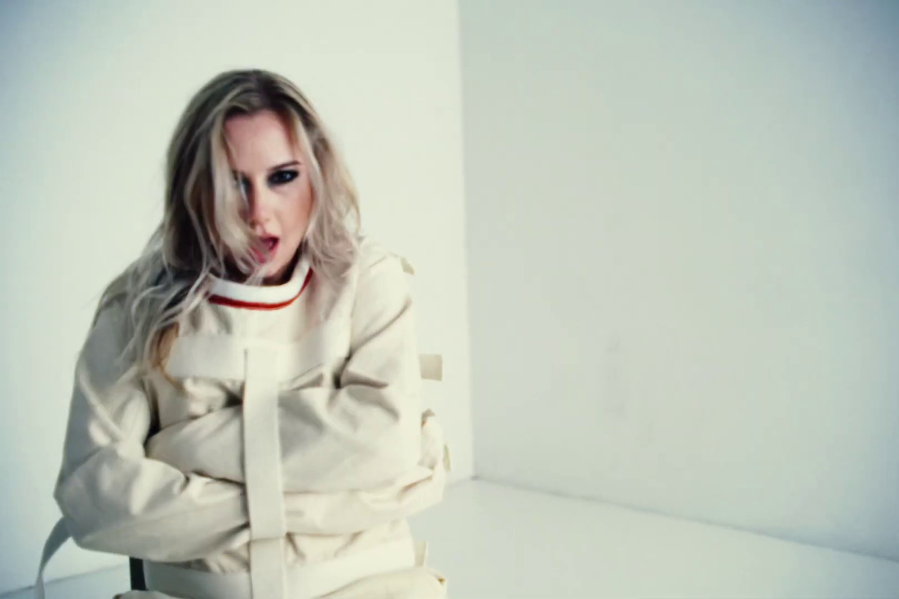 Lauren Presley Straitjacket (Official Music Video) (1)