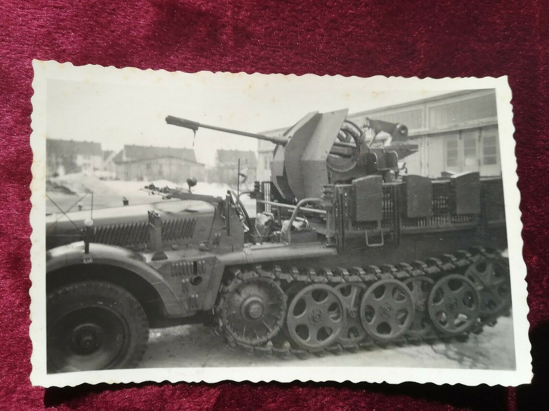 Foto Wehrmacht SDKFZ Geschütz